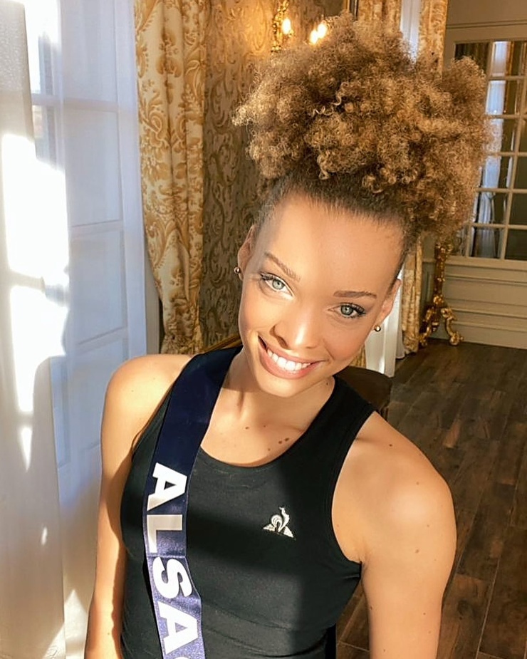 Aurelie Roux