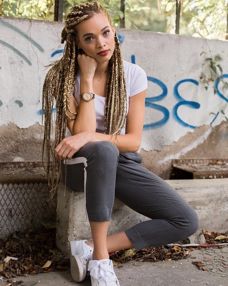 Aurelie Roux