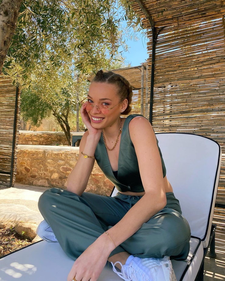 Aurelie Roux