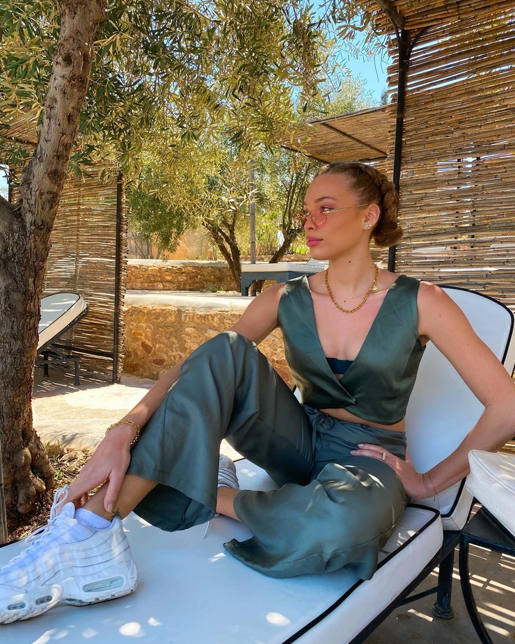 Aurelie Roux
