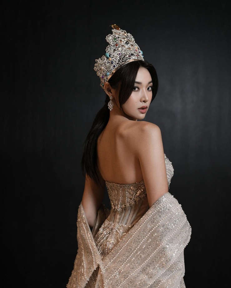Mina Sue Choi