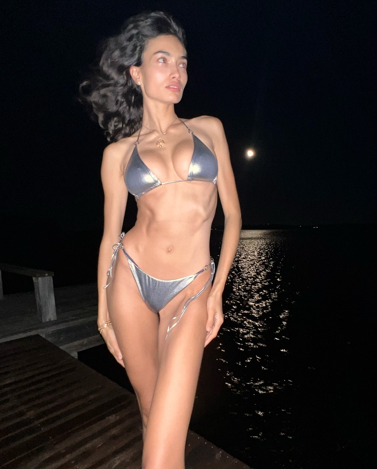 Kelly Gale