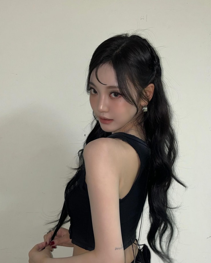 Yizhuo Ning