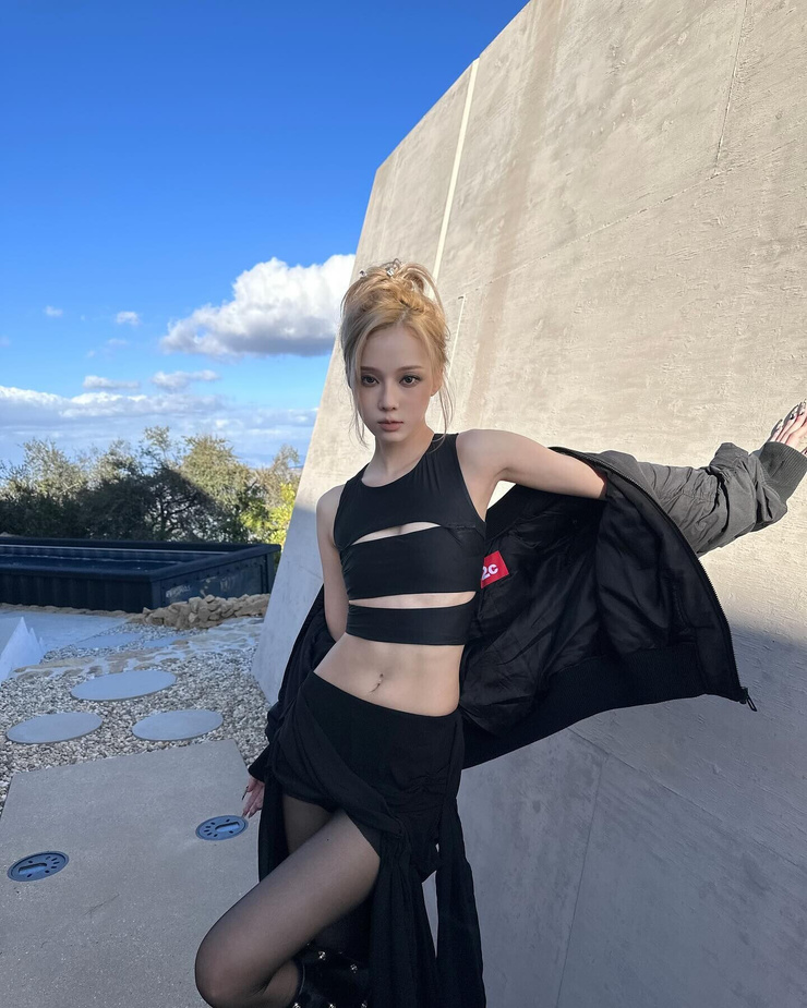 Min-Jeong Kim