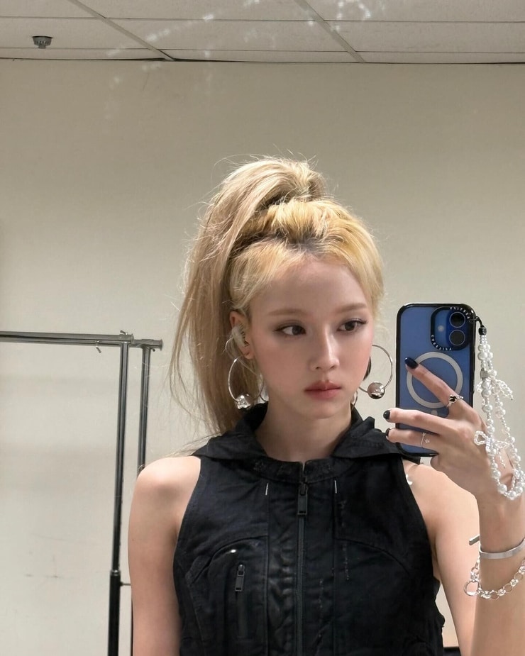 Min-Jeong Kim