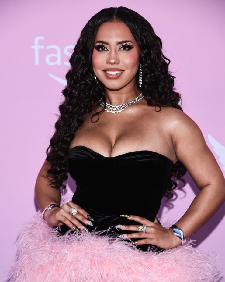 Asia Monet Ray Asia Monet Ray