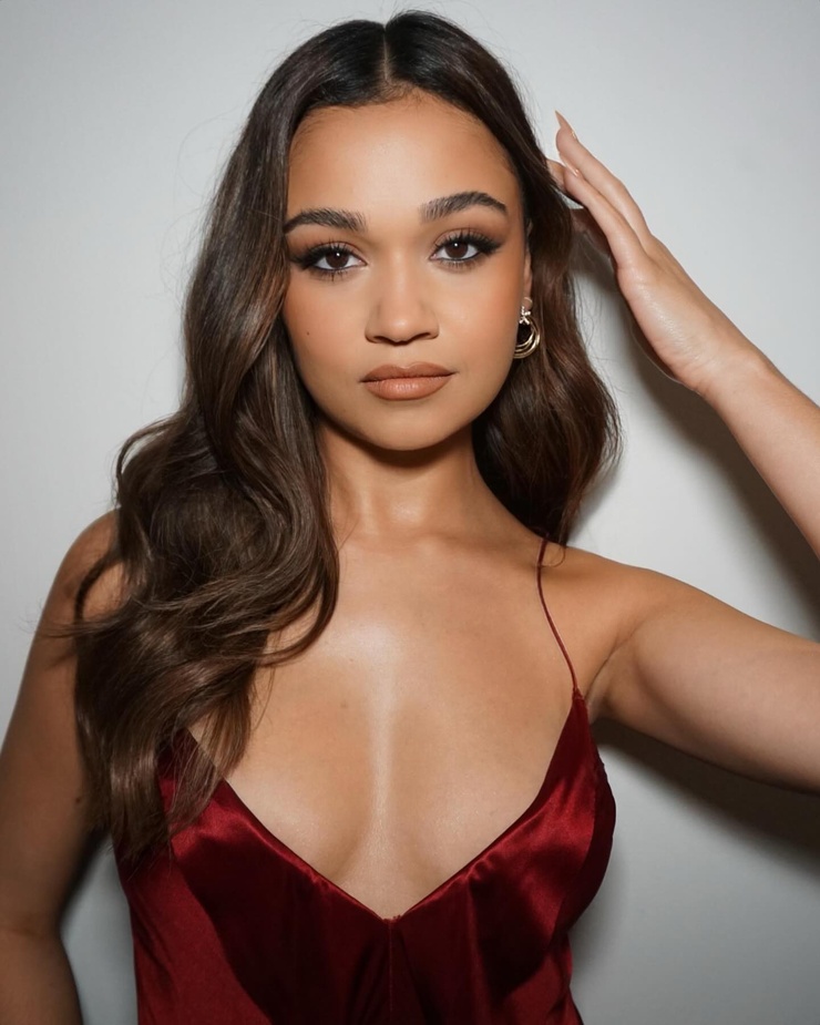 Madison Bailey Madison Bailey