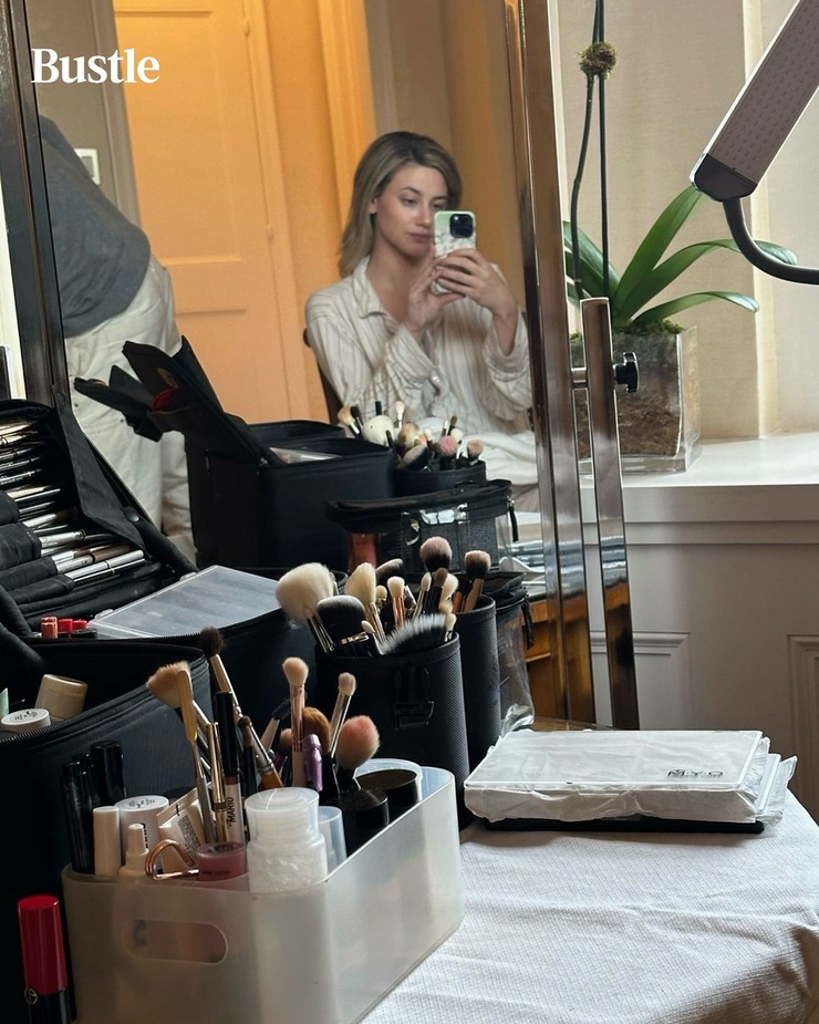 Lili Reinhart