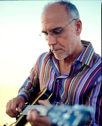 Larry Carlton