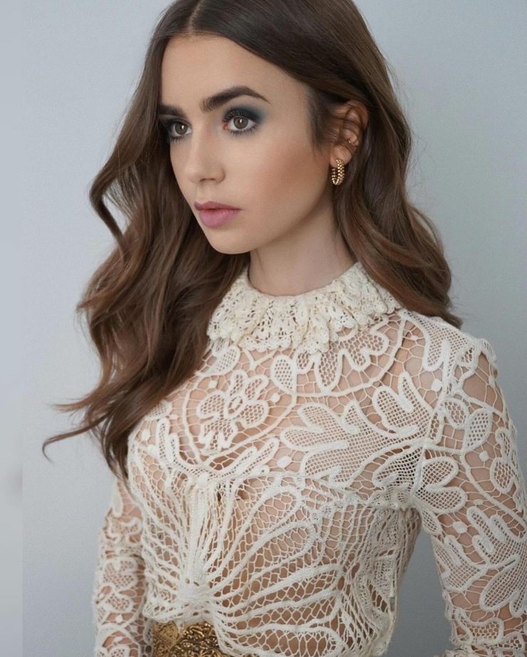 Lily Collins Lily Collins