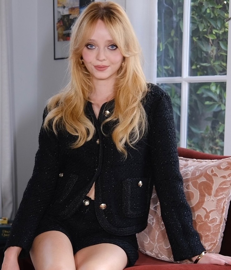 Madeleine Arthur Madeleine Arthur