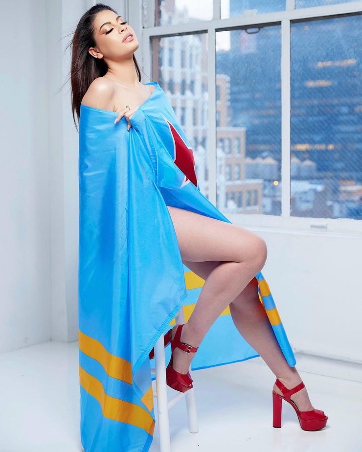 Helen Hernandez