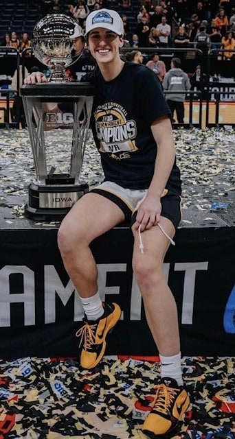 Caitlin Clark (ii)