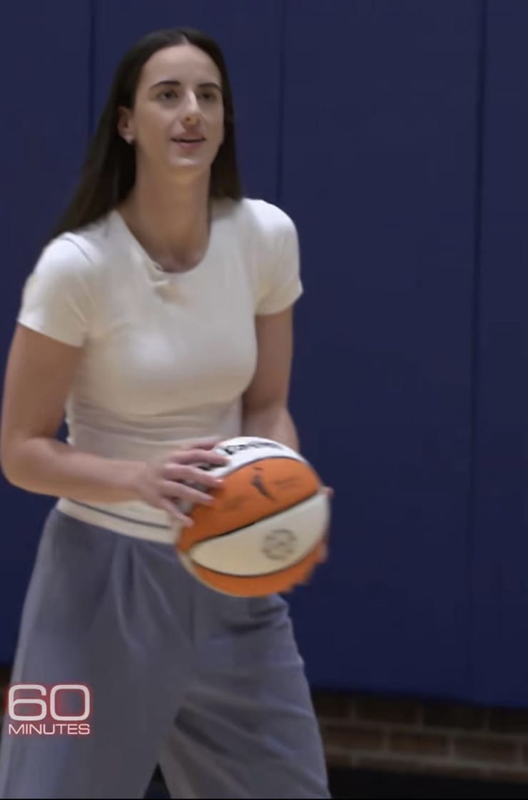 Caitlin Clark (ii)