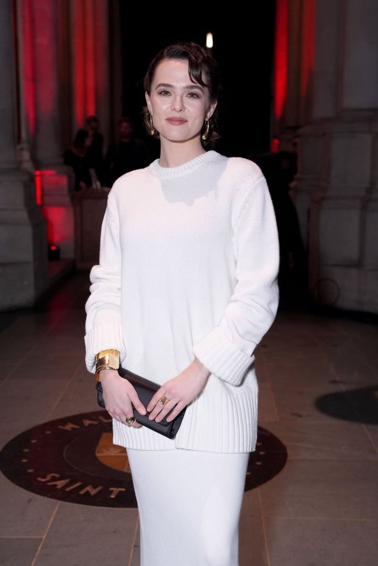 Zoey Deutch