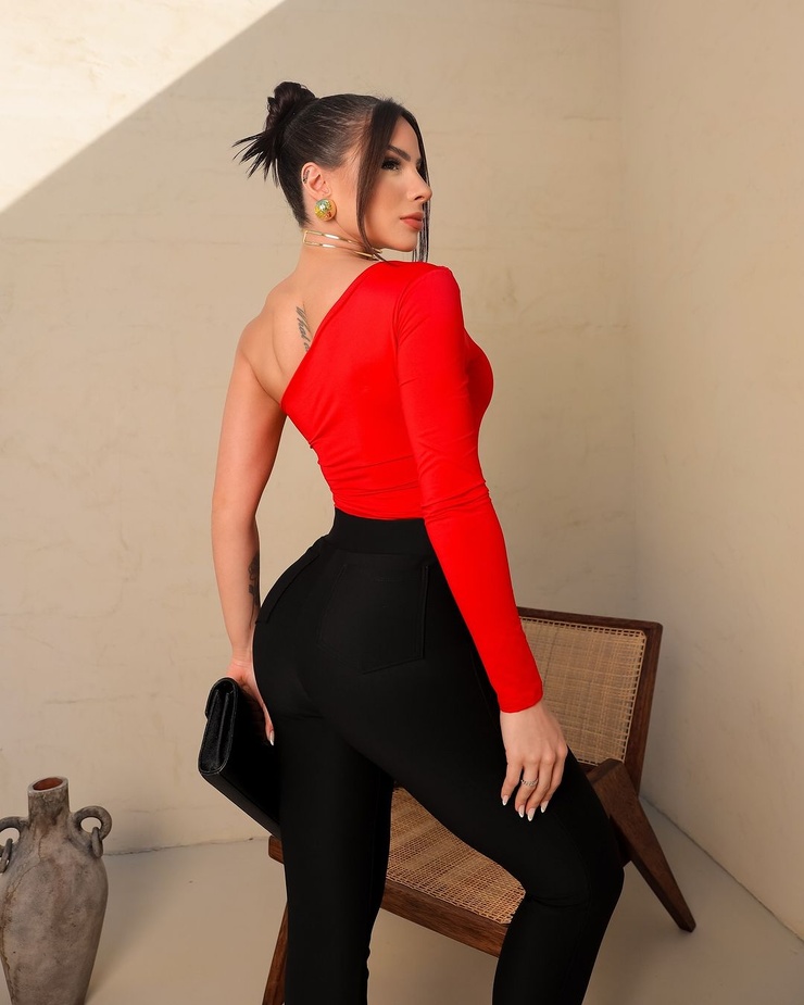 Leticia Longati