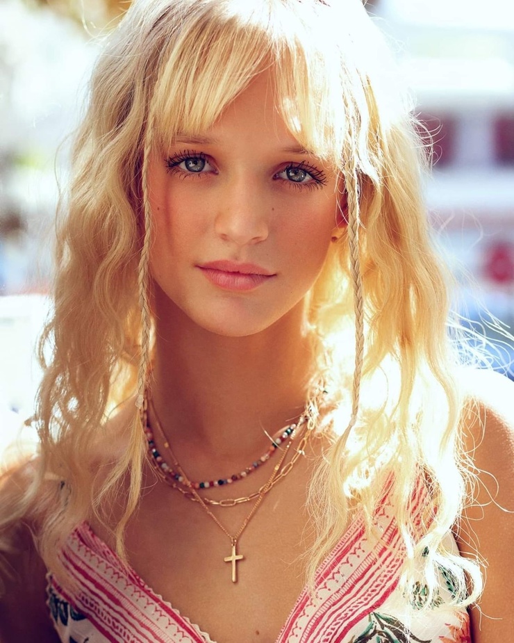 Natalie Grace Natalie Grace