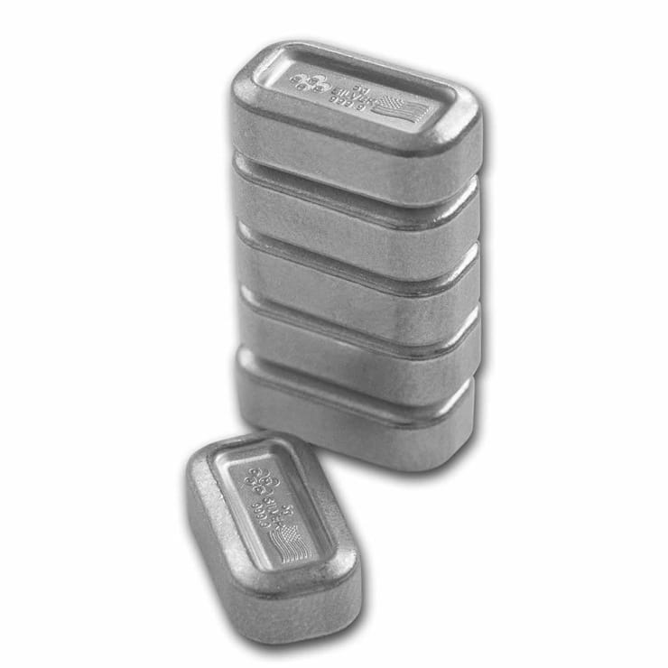 2021 PEZ® Elf Silver Gift Set