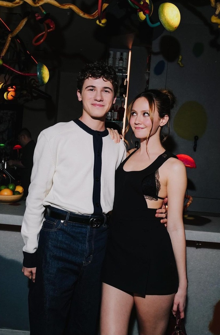 Iris Apatow