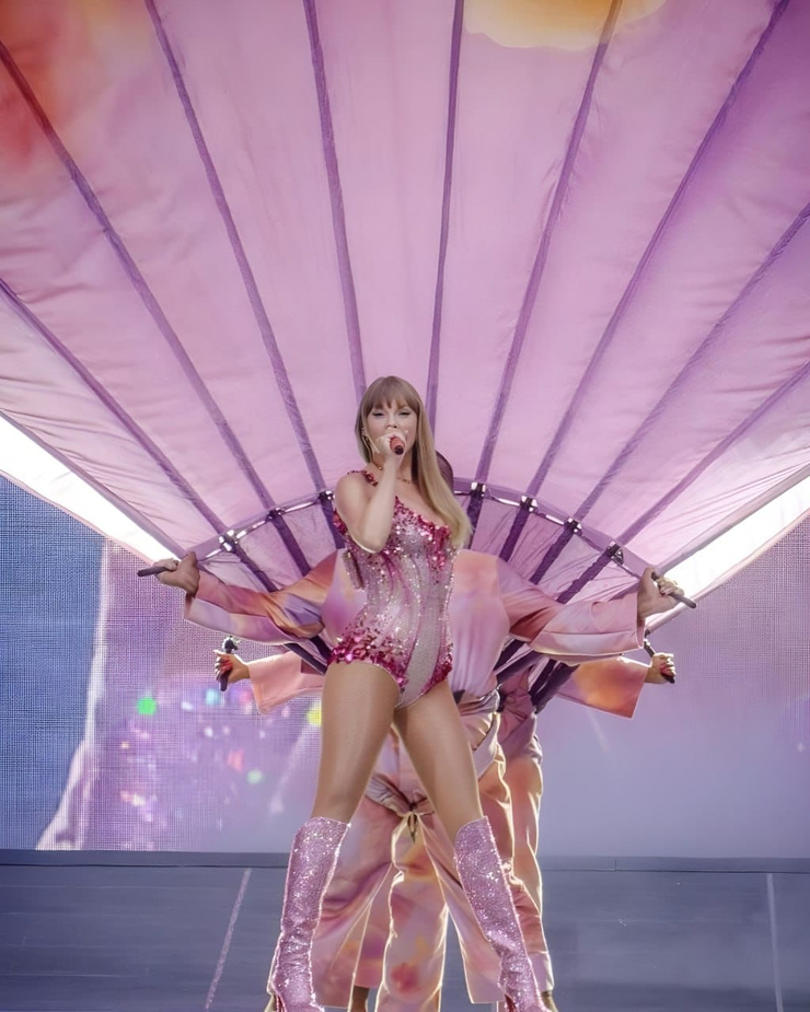 Taylor Swift
