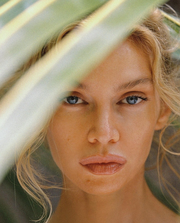 Stella Maxwell Stella Maxwell