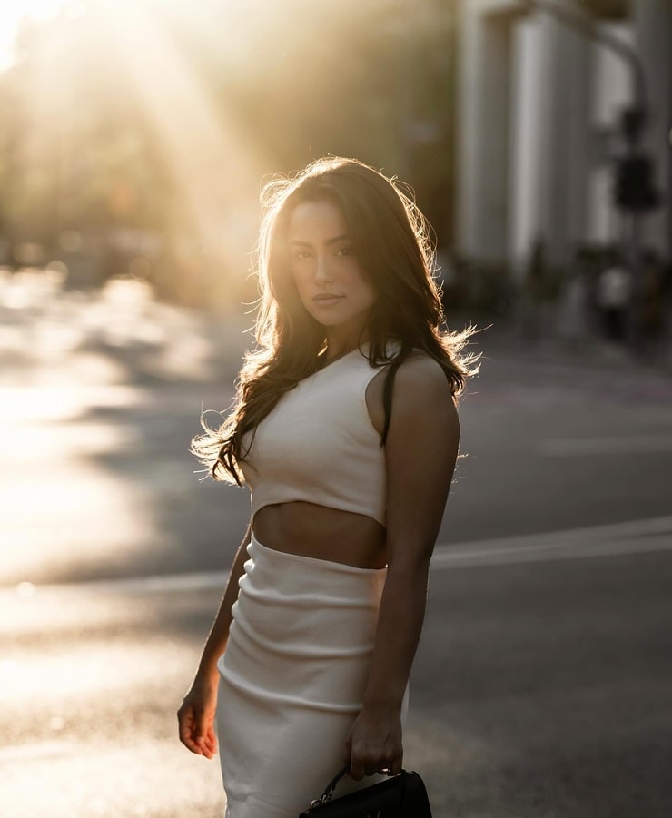 Claire Burgos