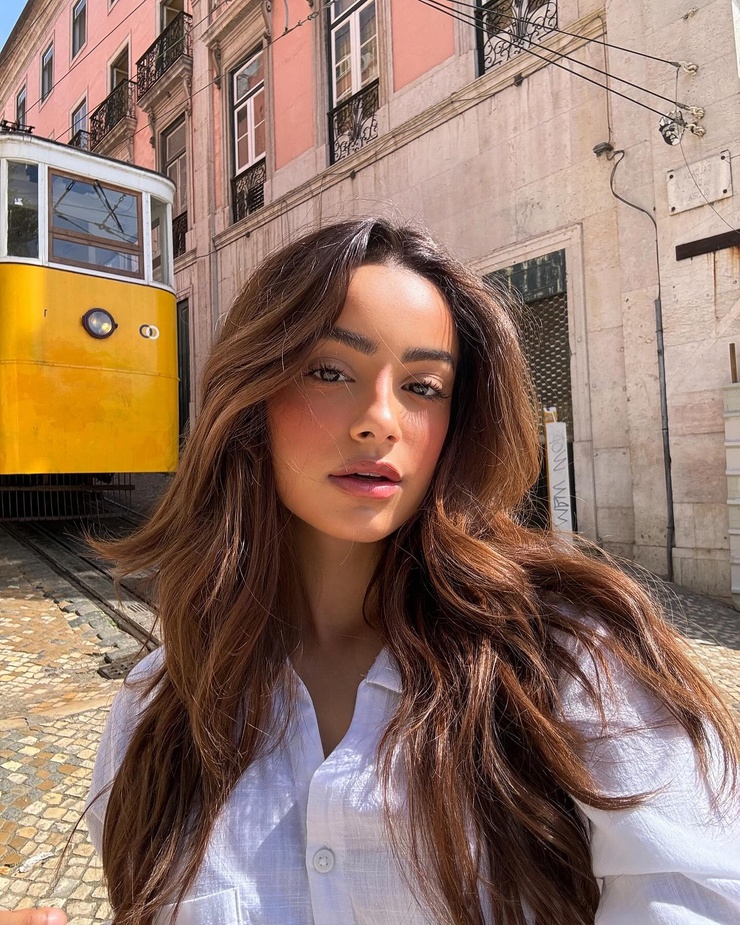 Claire Burgos