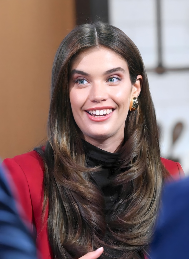 Sara Sampaio Sara Sampaio