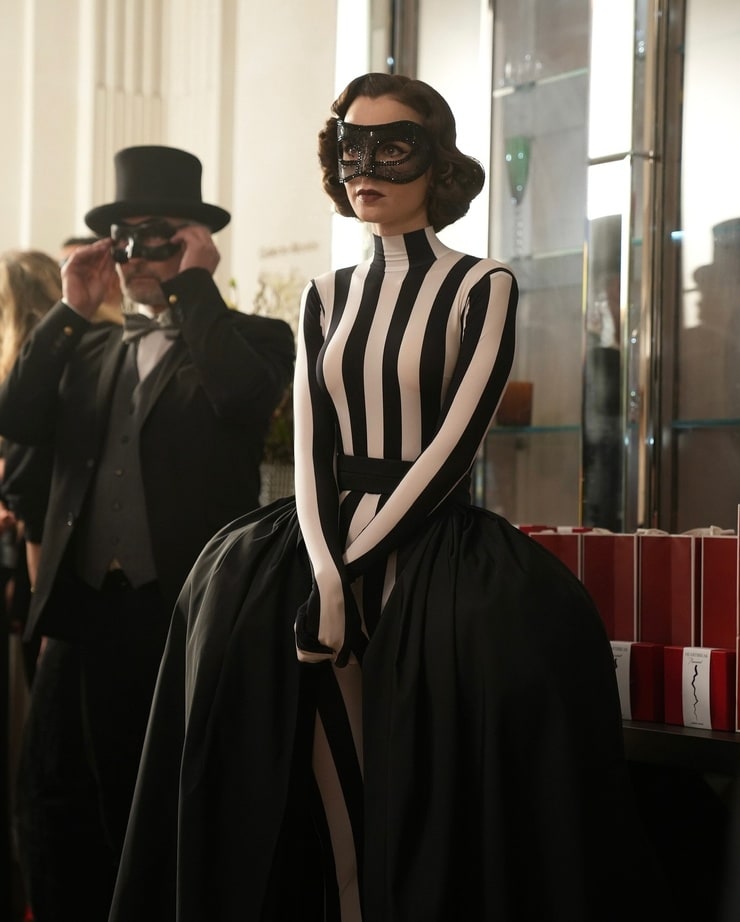 Lily Collins