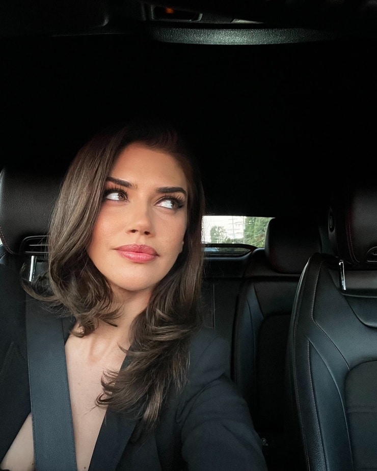 Nicoleta Vaculov Nicoleta Vaculov