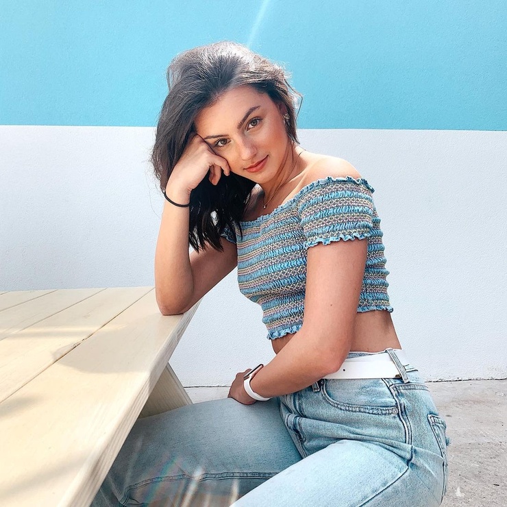 Savannah Demers