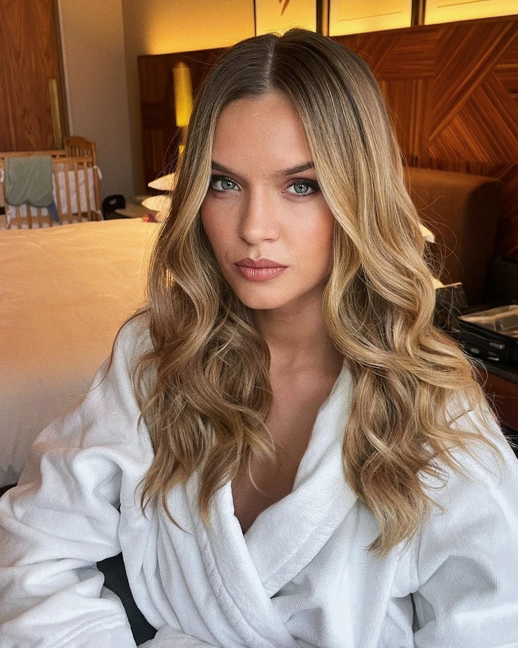 Josephine Skriver Josephine Skriver