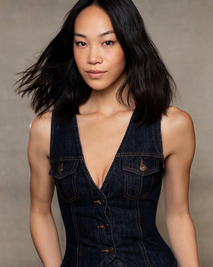 CHLOE YU