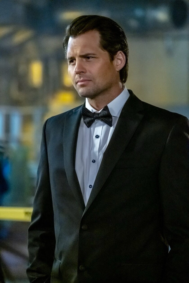 Kristoffer Polaha