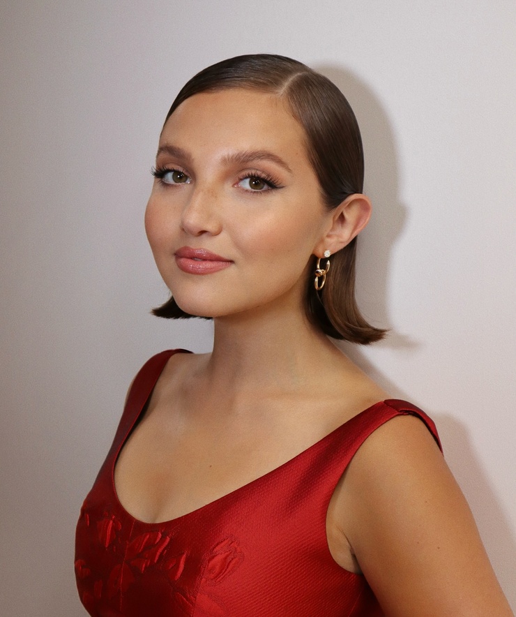 Mia McKenna-Bruce Mia McKenna-Bruce