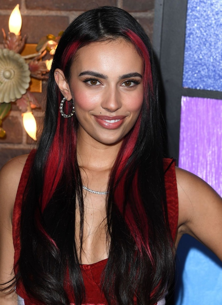 Kylie Cantrall Kylie Cantrall