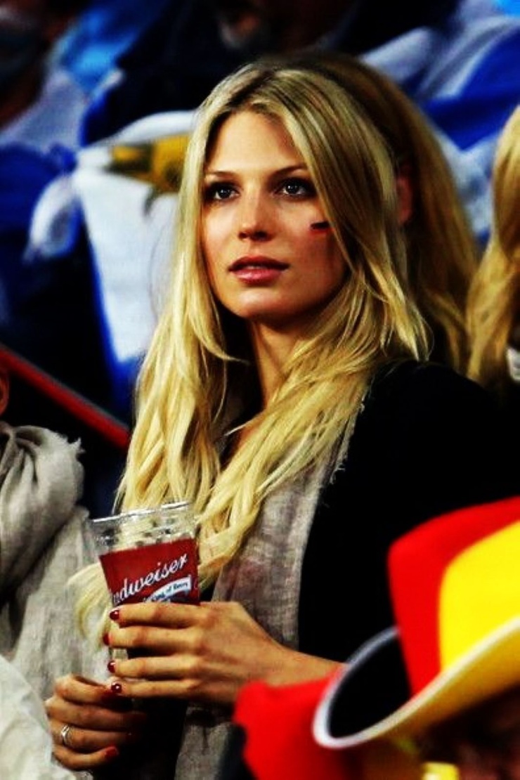 Sarah Brandner Sarah Brandner