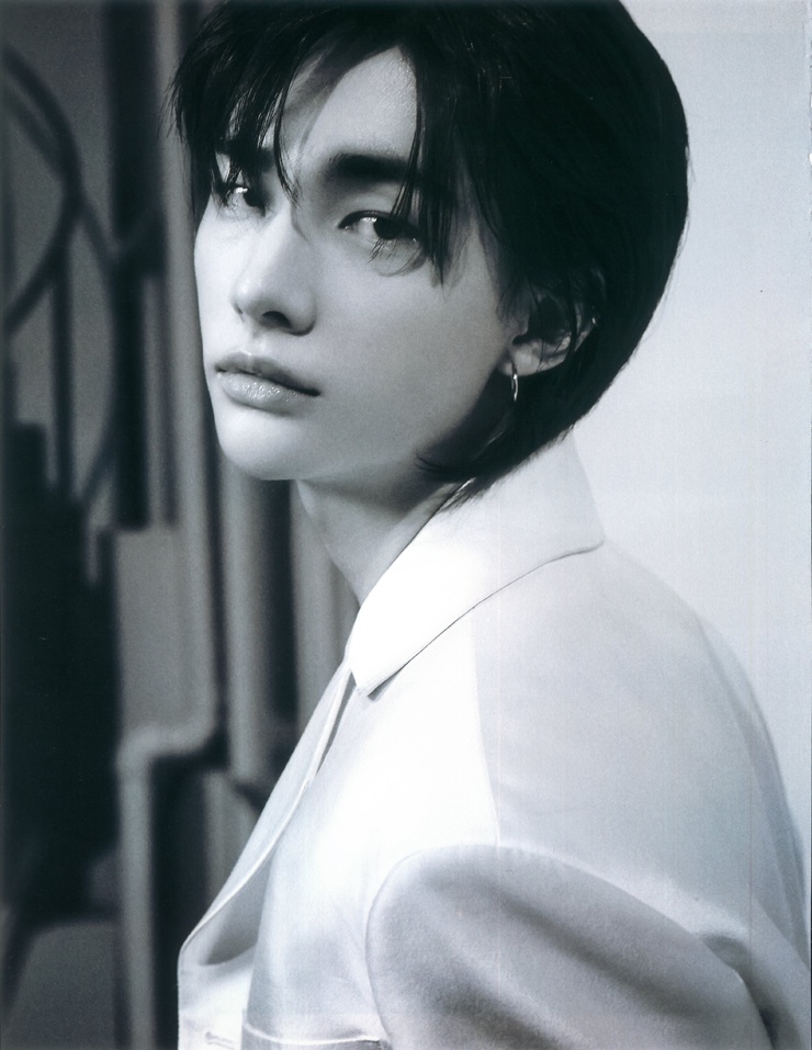 Hyun-Jin Hwang