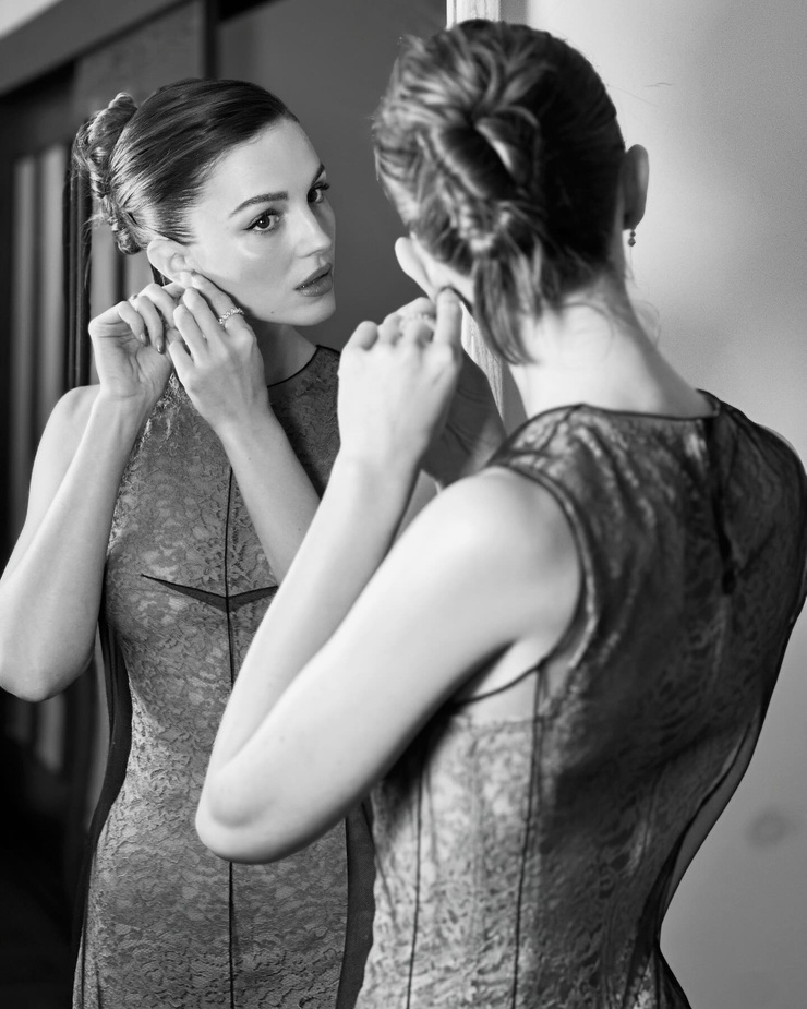 Ella Hunt