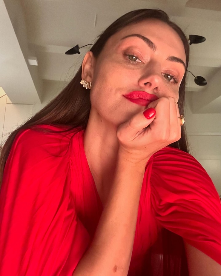 Phoebe Tonkin