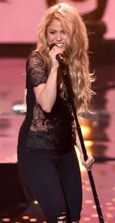 Shakira Shakira