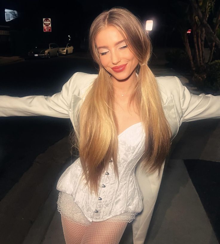 Arielle Raycene Arielle Raycene