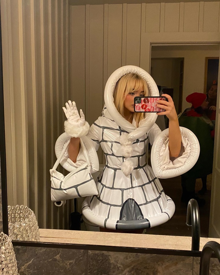 Sabrina Carpenter