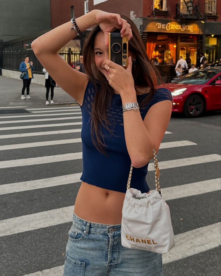 Lily Chee Lily Chee