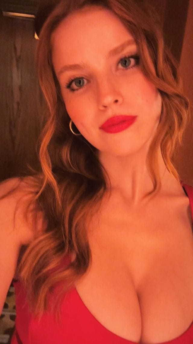 Emily Deyt Aysage