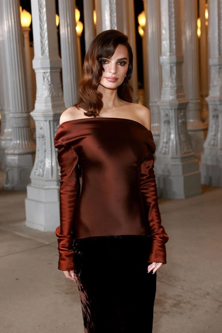Emily Ratajkowski