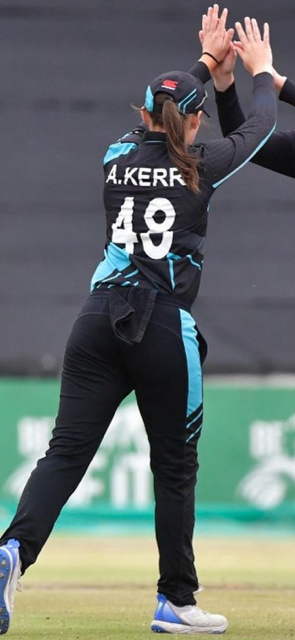 Amelia Kerr (cricket)