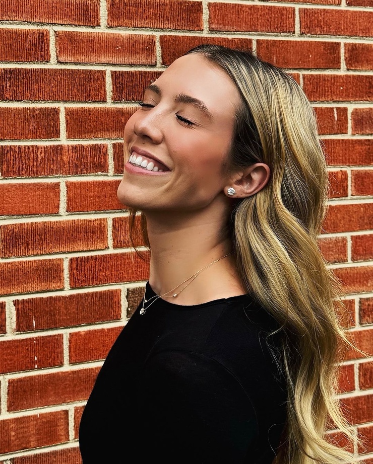 Lexie Hull