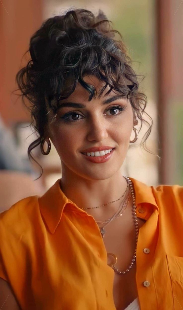 Hande Erçel