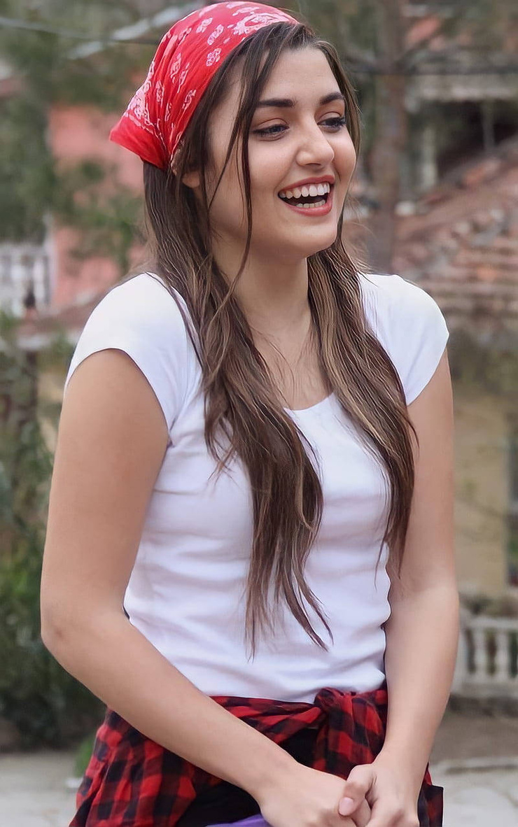 Hande Erçel
